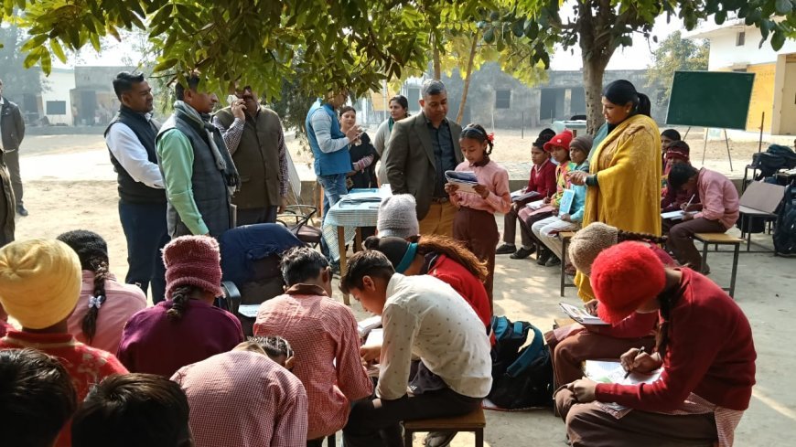 मुख्य विकास अधिकारी हिमांशु गौतम ने किया कपूरपुर में मनरेगा कार्यों एवं कंपोजिट विद्यालय का औचक निरीक्षण
