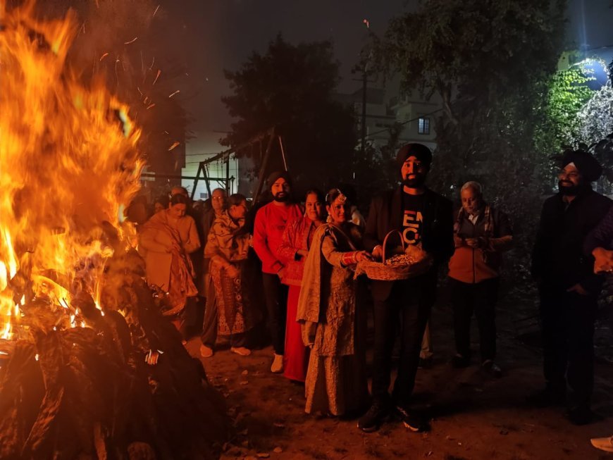 सेंट्रल पार्क में लोहड़ी का पर्व धूमधाम से मनाया गया