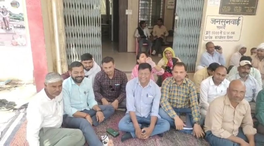 ग्राम पंचायत सचिवों का सीडीओ के खिलाफ विरोध: छुट्टा जानवरों को गौशालाओं में लाने की नीति पर विवाद