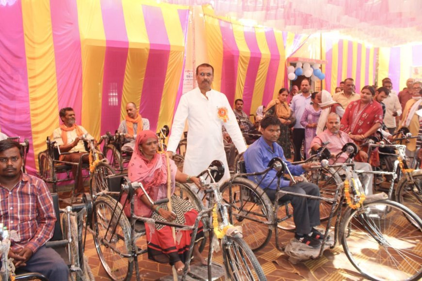 दिव्यांगता पर आत्मबल की विजय: 93 लाभार्थियों को सहायता उपकरण वितरित