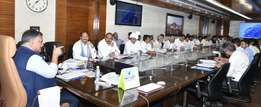 किसानों की समस्याएं होंगी प्राथमिकता पर हल, मुख्य सचिव ने दिए त्वरित निस्तारण के निर्देश