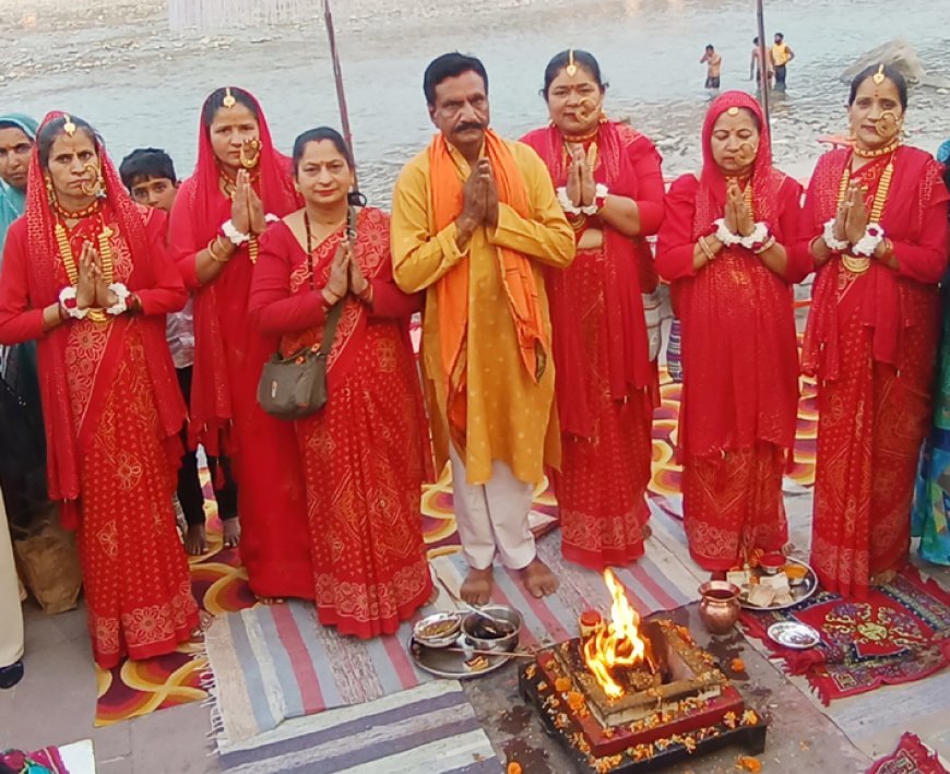 भारत के अंतरिक्ष वीर शुभांशु के लिए मां गंगा की आरती, एक्सिओम-4 मिशन की सफलता को समर्पित