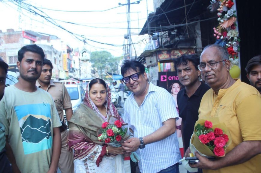 गुमटी नंबर 5 पर सर प्लस स्टोर में रेडीमेड ब्रांडेड मेंसवेयर का हुआ भव्य शुभारंभ