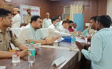 टांडा सहित जिलेभर में हुआ संपूर्ण समाधान दिवस, डीएम ने दिए सख्त निर्देश