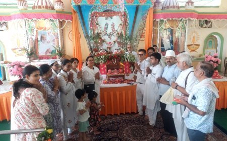 कानपुर में श्रद्धा और सेवा से सजी गुरु पूर्णिमा: आशाराम बापू आश्रम में उमड़ा भक्तों का सैलाब