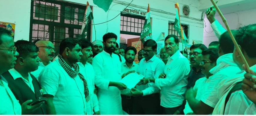 महंगाई-बेरोजगारी को लेकर सरकार पर साधा निशाना