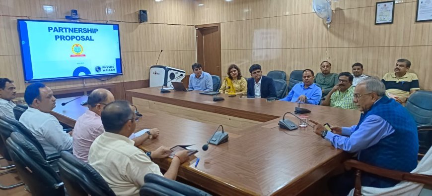 ज्ञान और कौशल को जोड़ने की दिशा में बड़ा कदम, UPRTOU और फिजिक्सवाला ने मिलाया हाथ