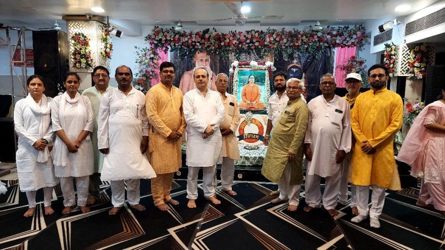 गुरू पूर्णिमा पर कानपुर में श्रद्धाभाव से गूंजा गुरूमाँ का नाम