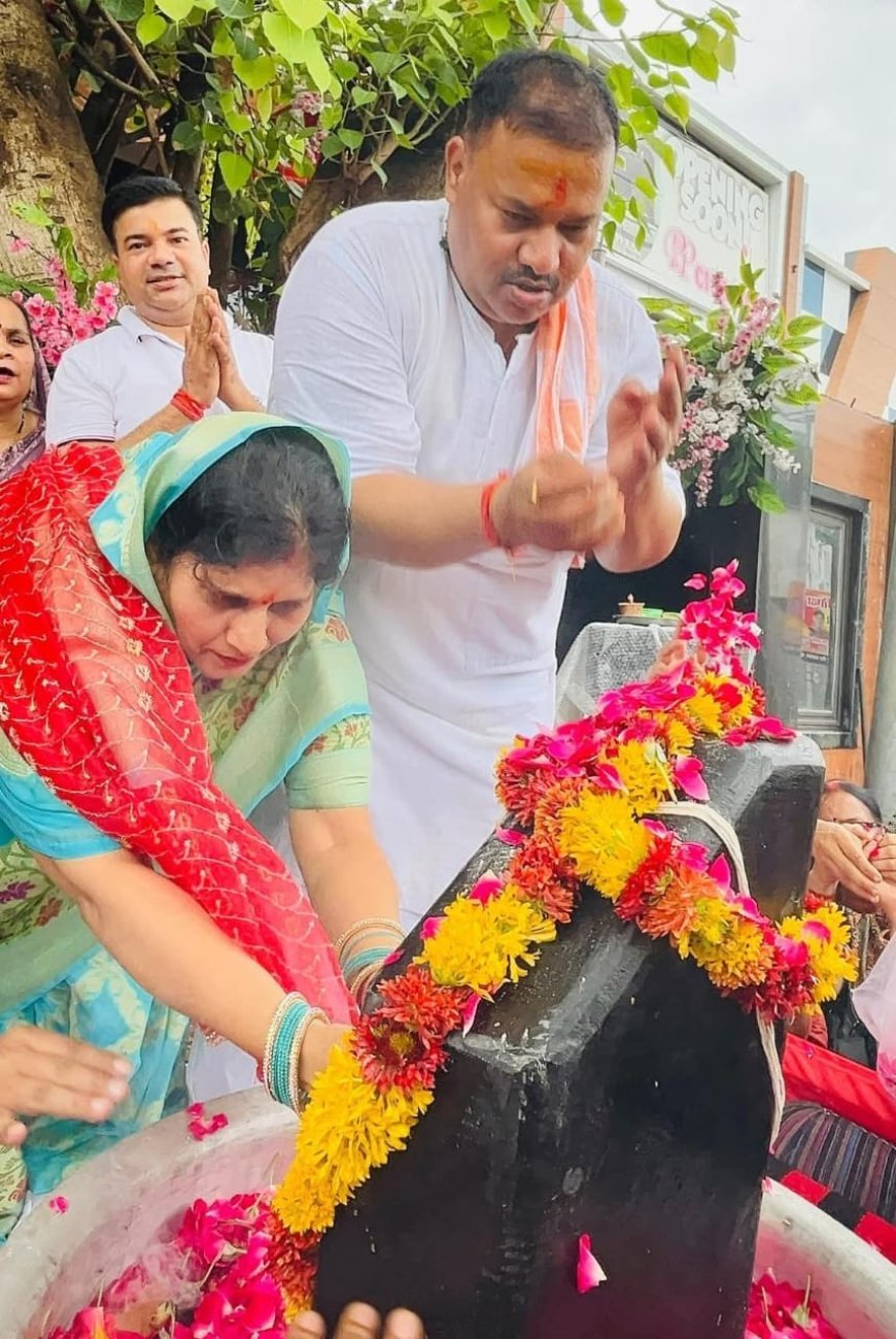 कानपुर में विधिवत वैदिक मंत्रों संग स्थापित हुई श्री शनि देव महाराज की शीला