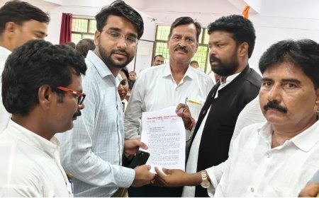 किसानों की समस्याओं को लेकर कांग्रेस ने सौंपा ज्ञापन