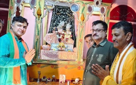 प्रयागराज में धूमधाम से मनाया गया श्रीकृष्ण जन्मोत्सव