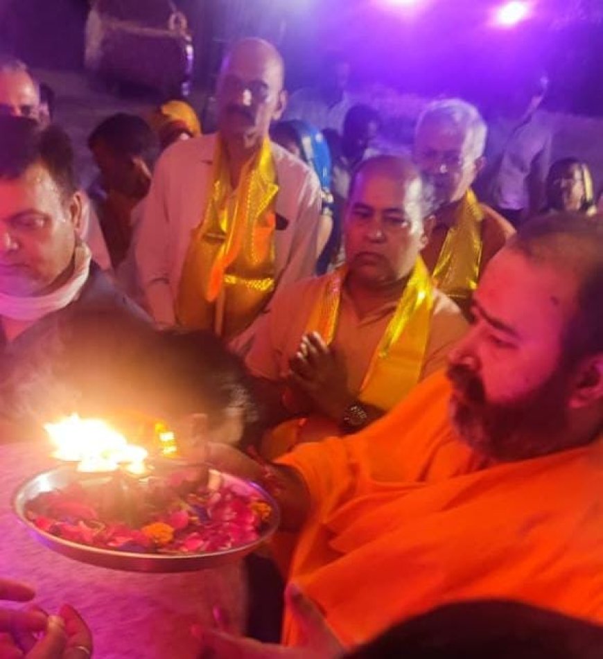 सिद्धनाथ धाम में धूमधाम से मनाया गया बुढ़वा मंगल