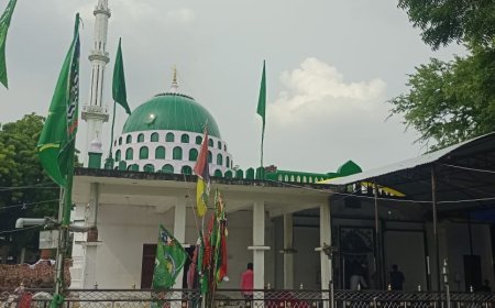 प्रयागराज में गूंजी सूफी संत की इबादत: हजरत मौलाना शाह सिकंदर अली के 151वें उर्स का भव्य आगाज़