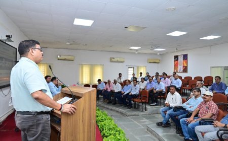 IFFCO : हमारी पहचान हिंदी भाषा से है ,  यह सभी देशवासियों को जोड़ने वाली भाषा है : संजय कुदेशिया