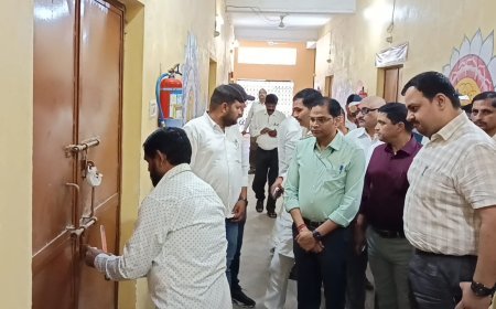 जिला निर्वाचन अधिकारी ने EVM वेयरहाउस का त्रैमासिक निरीक्षण, सुरक्षा व्यवस्था की की समीक्षा