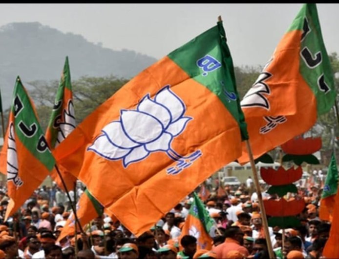 क्या तीन राज्यों में बदल सकता है शीर्ष नेतृत्व ?