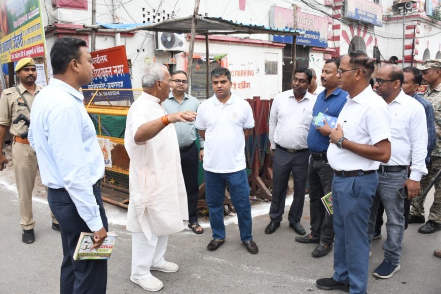जिलाधिकारी ने नवरात्रि, दुर्गापूजा एवं दशहरा पर्व को लेकर तैयारियों को परखा 