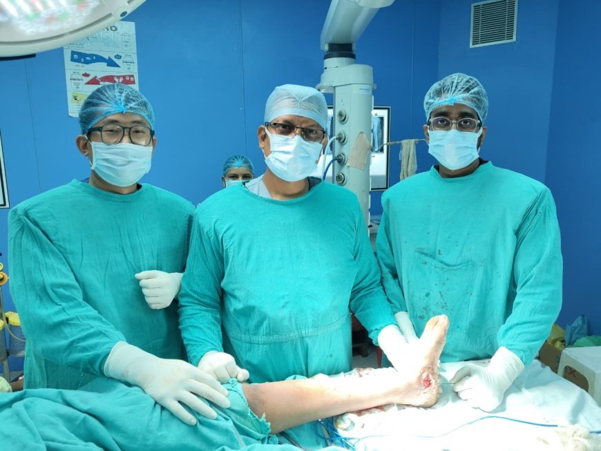 एसआरएन हॉस्पिटल में 25 वर्षीय अंकित के पैर का आपरेशन सफल