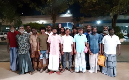 Sri Lanka की जेल में बंद 15 भारतीय मछुआरों की घर वापसी