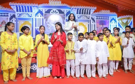 आज के समय में लोग भक्ति को भी “ट्रेंडिग” का हिस्सा बना बैठे  : देवकीनंदन