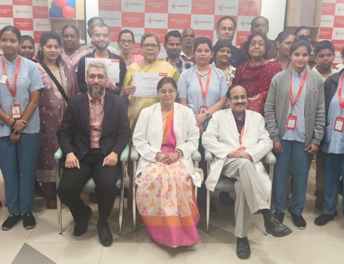 फूड कलर और तंबाकू का सेवन लोगों में कैंसर का सबसे बड़ा कारण