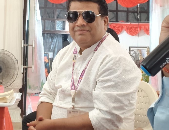 लखनऊ के मोहन मावा: कला की नई परिभाषा गढ़ने वाले दृश्य कलाकार