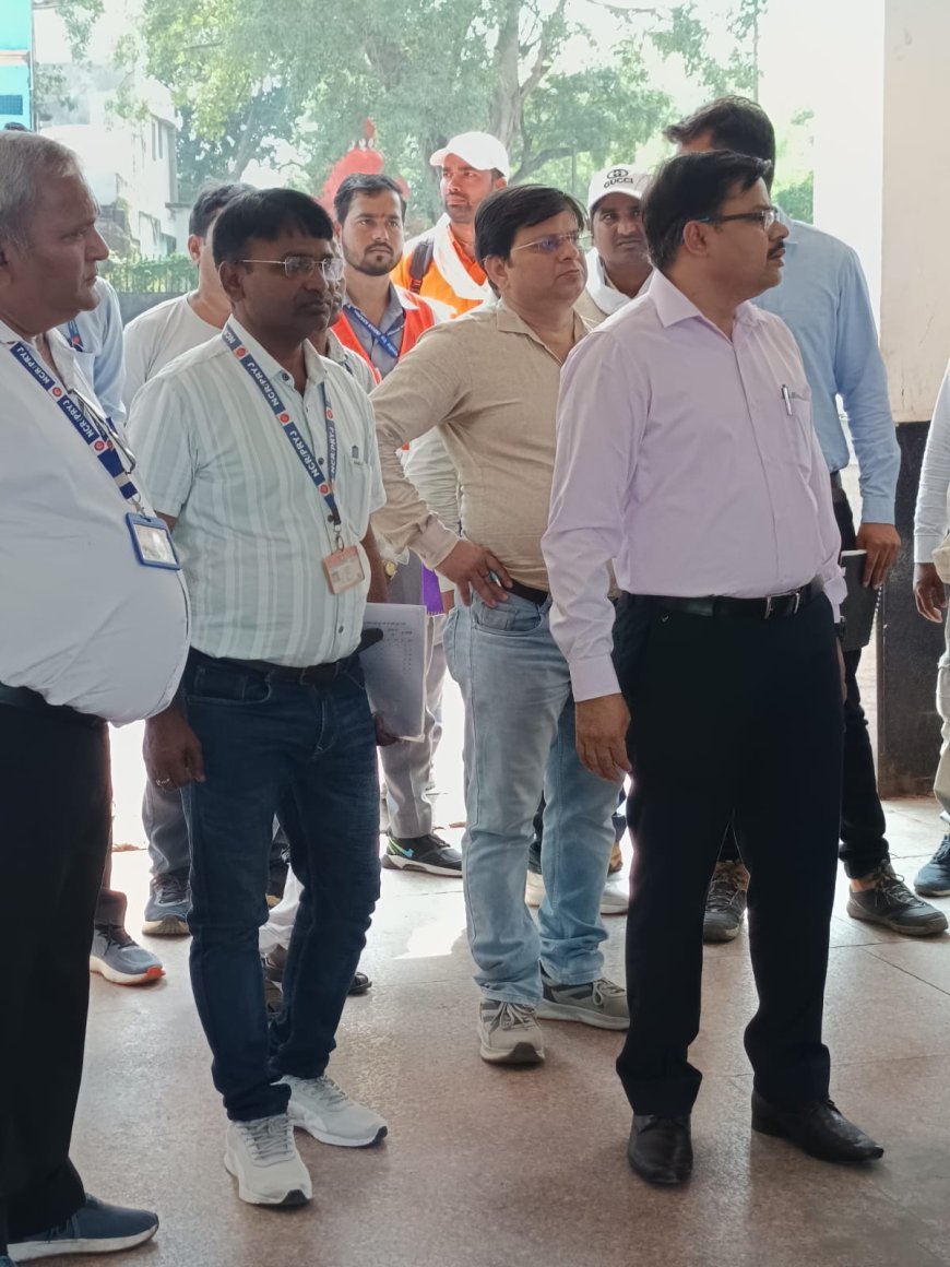 रेल प्रबंधक अपर ने किया मानिकपुर स्टेशन का निरीक्षण