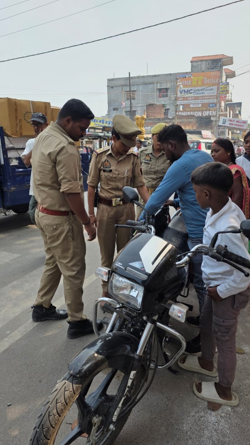अकबरपुर में सघन चेकिंग अभियान: कानून-व्यवस्था और यातायात को चुस्त-दुरुस्त रखने का संकल्प