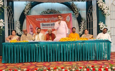 लोकतंत्र में सबसे महत्वपूर्ण भूमिका मतदाताओं की है :  दीपक पटेल 