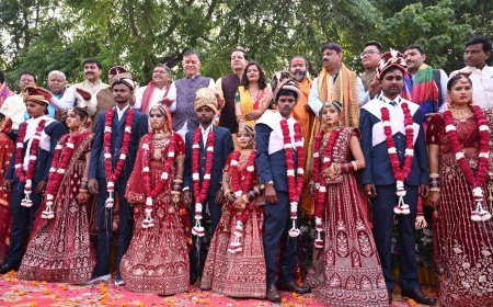 सामूहिक विवाह समारोह मे 11 जोड़ो ने थामा एक दूसरे का हाथ 