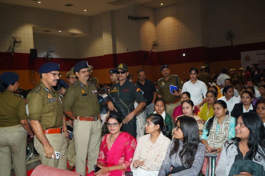 महिला सशक्तिकरण एवं साइबर जागरूकता वर्कशॉप आयोजित 