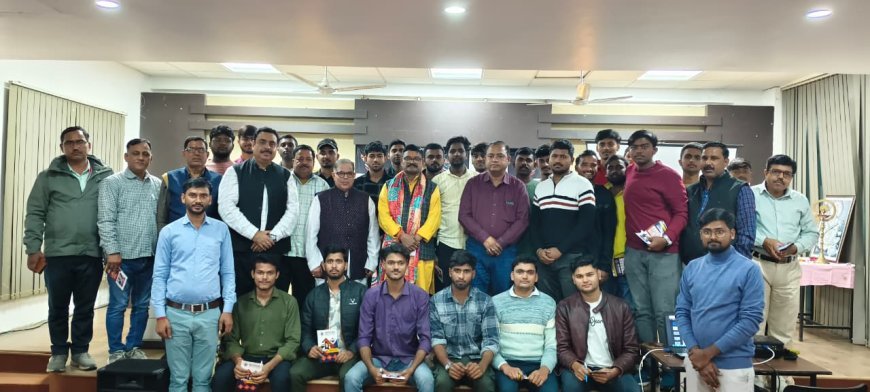 ग्रामीण पत्रकारों को एआई की शक्ति से किया लैस: एडीरा कार्यक्रम के तहत लखनऊ में विशेष कार्यशाला आयोजित