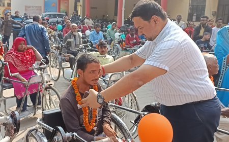 अंतर्राष्ट्रीय दिव्यांगजन दिवस: अम्बेडकरनगर में 138 लाभार्थियों को मिले सहायक उपकरण