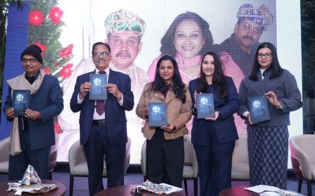 दिवंगत आईआरएस सुशील कांत मिश्रा के काव्य-संग्रह ‘माई मून विंडो एंड मी’ का लोकार्पण