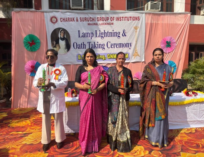 सेवा और समर्पण का संकल्प: चरक-सुरूचि में 'लैंप लाइटिंग' समारोह