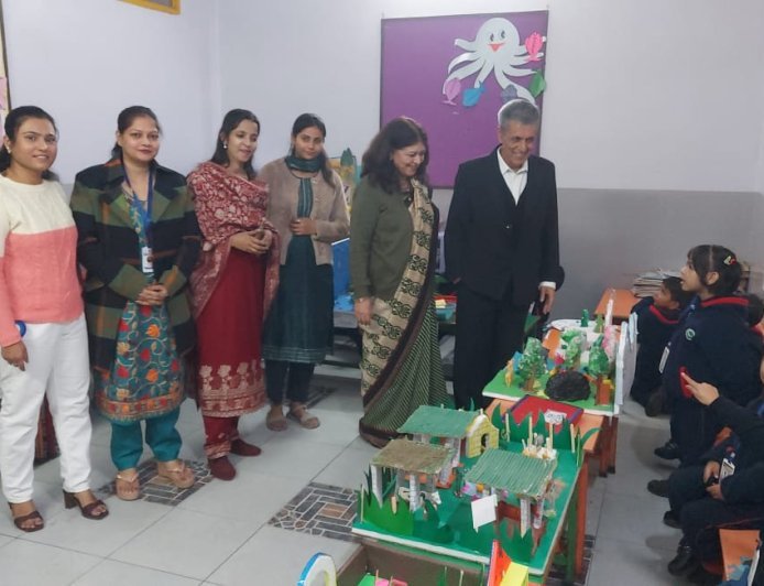 स्प्रिंगडेल्स हायर सेकेंडरी स्कूल मे एक दिवसीय विज्ञान प्रदर्शनी का आयोजन 