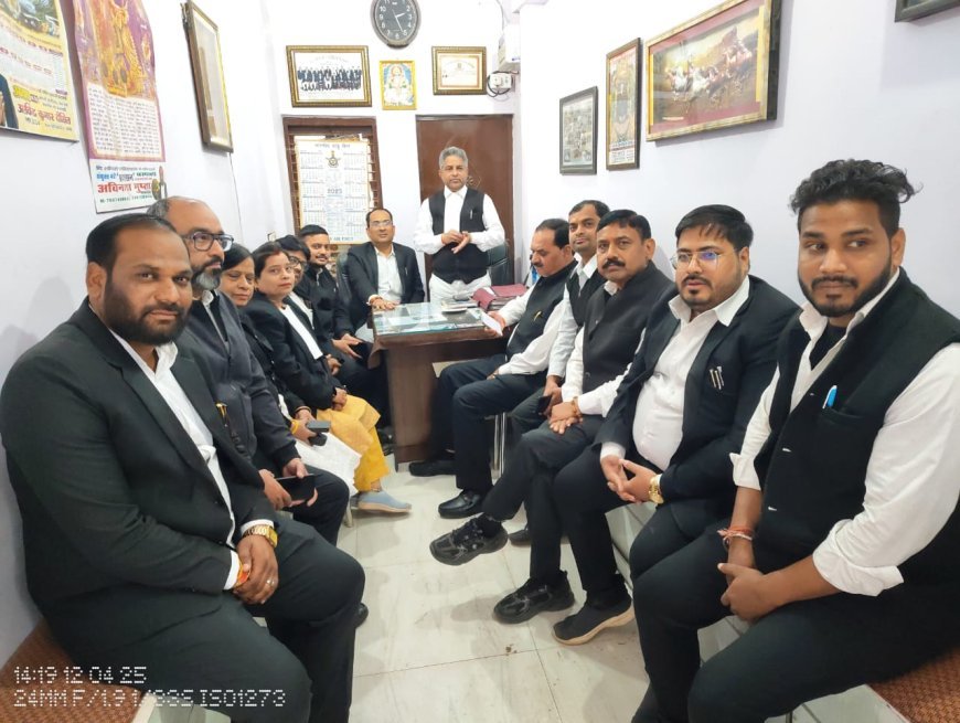 एडवोकेट एक्ट संशोधन पर विचार से वकीलों में भारी रोष