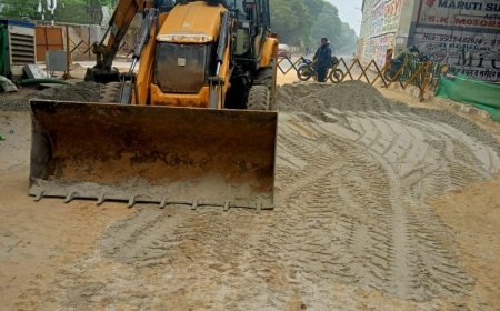 लखनऊ: टेढ़ी पुलिया में गहरा सड़क धंसाव दुरुस्त, सुएज की मुस्तैदी से 10 हजार परिवारों को मिली बड़ी राहत