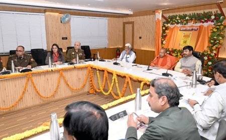 प्रयागराज माघ मेला 2026: मुख्यमंत्री योगी का सख्त निर्देश—'स्वच्छता और सुविधा में न हो कोई समझौता'