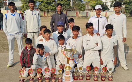 इलाहाबाद पब्लिक स्कूल ने लूकरगंज क्लब को पछाड़ा, समर्थ बने 'मैन ऑफ द टूर्नामेंट'