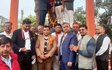 महान जननायक कर्पूरी ठाकुर की जयंती पर लखनऊ में उमड़ा जनसैलाब, 'जननायक सहायता योजना' का हुआ आगाज़