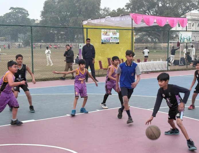 बास्केटबॉल माइंडफेस्ट 2026: डीपी पब्लिक स्कूल की विजयी शुरुआत, बिग विंग्स को दी मात