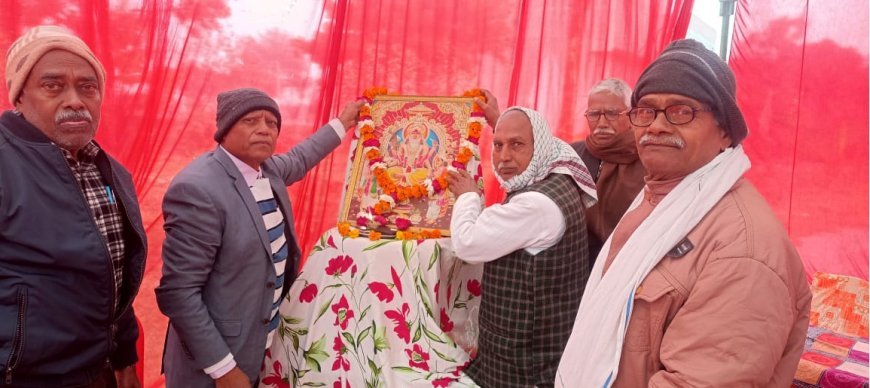 'संगठित समाज ही तय करेगा राजनैतिक और सामाजिक भविष्य' – लखनऊ में विश्वकर्मा समाज का 18वाँ स्थापना दिवस संपन्न