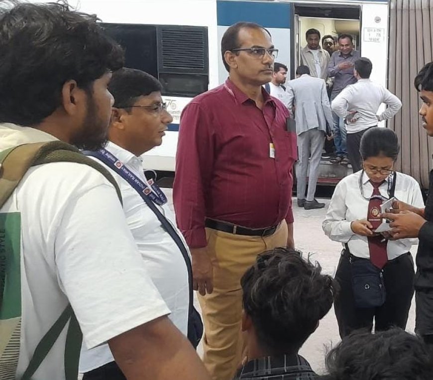 प्रयागराज मण्डल की बड़ी कार्रवाई: बिना टिकट यात्रा करने वालों से वसूले ₹4 लाख, स्टेशनों पर मचा हड़कंप