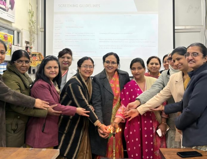 कानपुर: GSVM मेडिकल कॉलेज में 'सर्वाइकल कैंसर' पर जागरूकता गोष्ठी, HPV वैक्सीन और स्क्रीनिंग पर दिया जोर