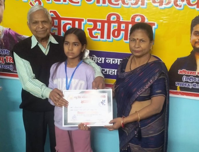 कानपुर: नन्हें हाथों ने कैनवास पर उकेरे सतरंगी सपने, मधु सिंह महिला कल्याण सेवा समिति ने निखारी प्रतिभा