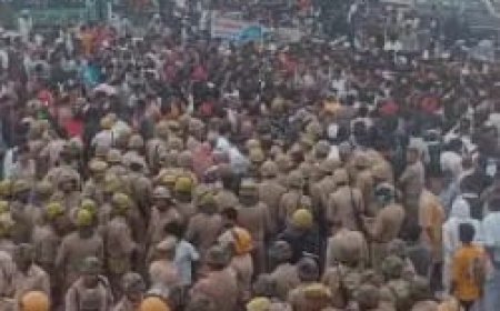 मथुरा में 'फरसा बाबा' की सड़क हादसे में मौत के बाद दिल्ली-आगरा हाईवे पर भारी बवाल, पथराव और पुलिस का बल प्रयोग