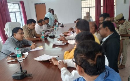 जनसमस्याओं के निस्तारण में लापरवाही बर्दाश्त नहीं: कुंडा में सीओ की अध्यक्षता में 'संपूर्ण समाधान दिवस' संपन्न