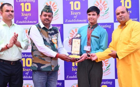 संस्कार पब्लिक स्कूल मल्लावां में वार्षिक उत्सव का उत्साह: 98.85% अंक पाकर अरिहंत ने जीती रेंजर साइकिल, पूर्व सैनिकों ने थपथपाई मेधावियों की पीठ