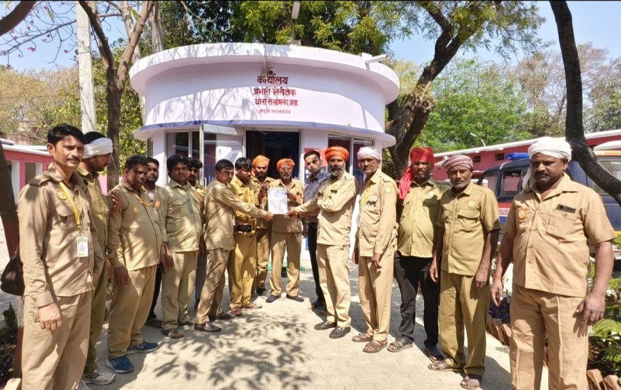 ट्रक ड्राइवरों ने 13 सूत्रीय मांगों के लिए शासन को भेजा ज्ञापन, 'ड्राइवर दिवस' की मांग